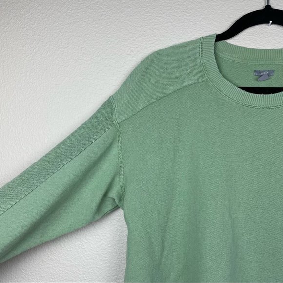 AERIE Inside-Out Beach Fleece Crewneck - Picture 5 of 13